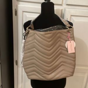 NWOT Handbag Republic bag